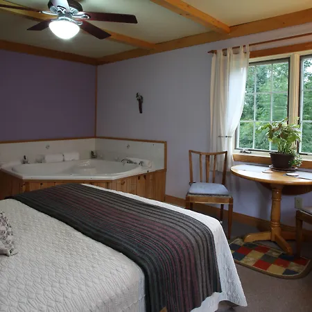 Poplar Creek Guesthouse-2